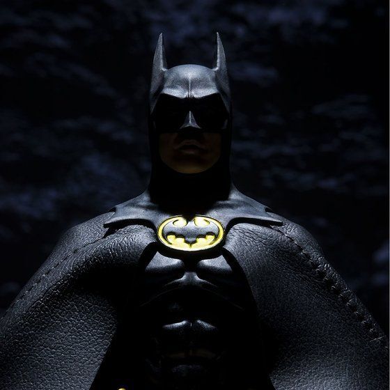 フィギュアーツ バットマン (BATMAN 1989) S.H.Figuarts バットマン (BATMAN 1989) レビュー - ヒロバン