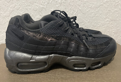くろ NIKE AIR MAX 95 OG BLACK/BLACK-PERSIAN VIOLET-WOLF GREY