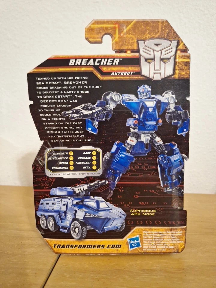 Transformers Hunt For The Decepticons BREACHER HFTD 2010 Hasbro New On Card - Image 3 of 4