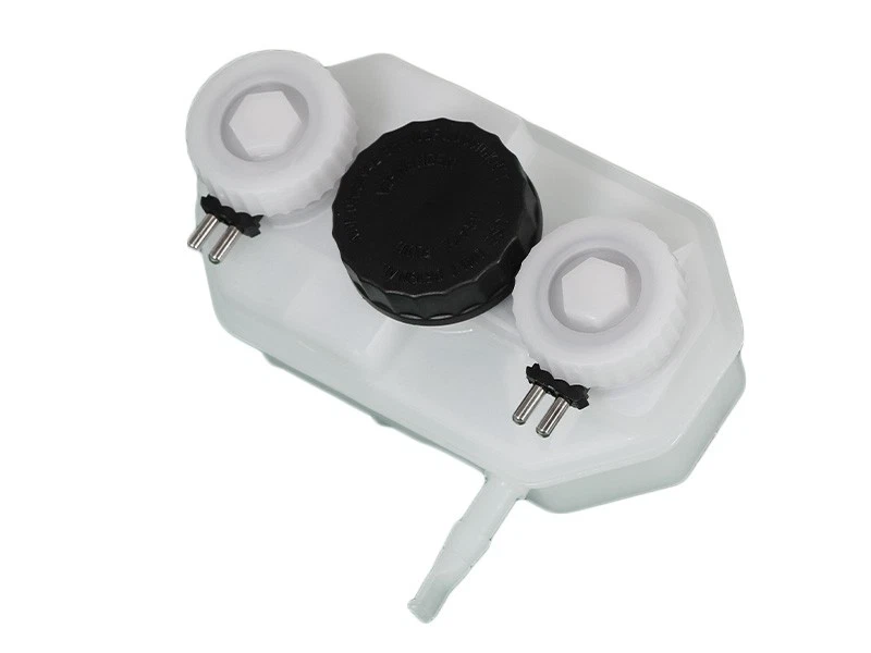 Bremsflüssigkeitsbehälter für Mercedes R107 W108 W111 W113 W114 W115 W116 — 第 2/4 张图片