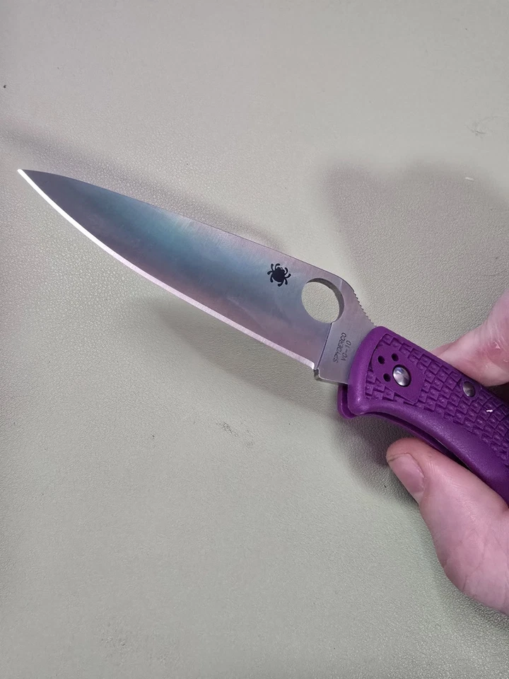 Spyderco Knives Endura 4 Lockback Purple VG-10 Stainless C10FPPR Pocket Knife - Image 4 of 4