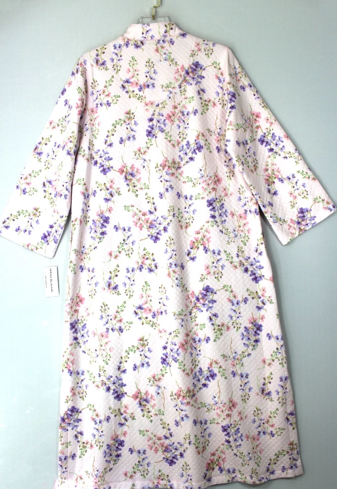 MISS ELAINE 662824 Zip Front Quilted Robe Size Medium Pink Floral Retail $94 - Image 3 of 3