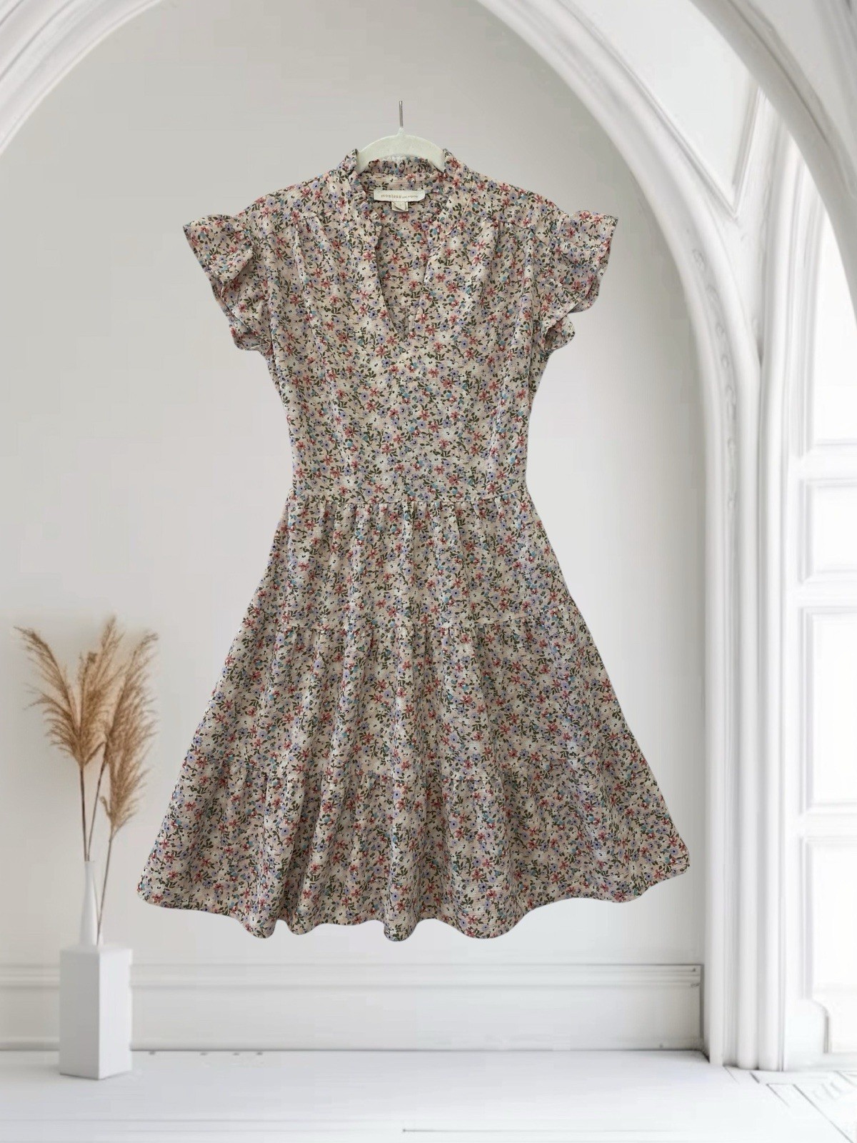 Monteau Los Angeles Floral Flutter Sleeve Dress Women’s Small Feminine Boho Chic