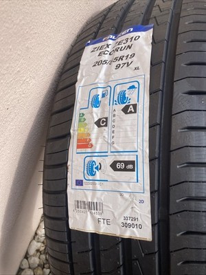 2x Sommerreifen  205/55 R19 97V Falken Ziex ZE310 Dot3820 B774