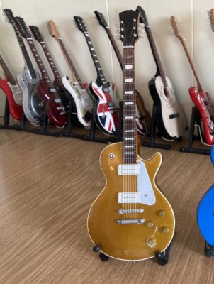 Miniatur Gitarre Jeff Lynne Elo mit Ständer