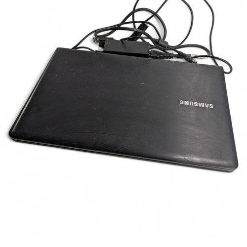 Notebook Samsung Serie 3 NP365E5C LCD 15.6 Display Portatile PER RICAMBI o RIPARAZIONE