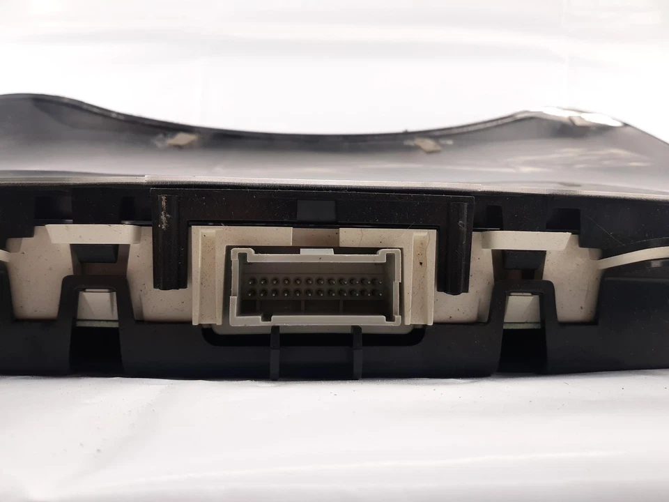 Medidor de velocímetro usado se adapta a: Chevrolet Trailblazer ext 2006 clúster de EE. UU. sin deporte Foto 2 de 4