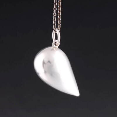 GEORG JENSEN Sterling Anhänger des Jahres 2007. Künstler. Silber. Jacqueline Rabun