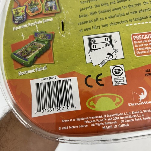 2004 Shrek 2 Onion Race Electric Game - Boxed--Mint New - Picture 3 of 3
