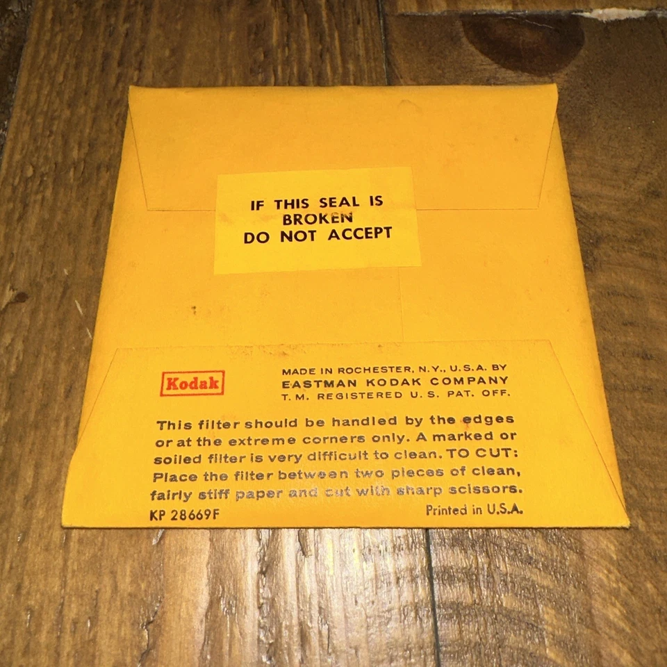 Kodak Wratten No. 2A Gelatin Filter  - 75 x 75mm 3x3" Square - Image 2 of 2
