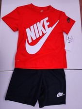 NWT Boys Nike Future 2 PC Set Size 6 86F024-R1N