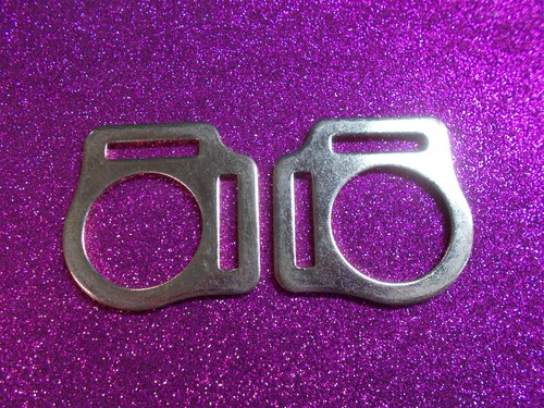 **** GOLD PLATED METAL HALTER FITTINGS - USED ON SIDE OF HALTERS x 2 **** K - Picture 4 of 13