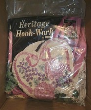 Bernat Heritage Hook-Work Heart of Flowers Rug Hooking Kit 14" x 13"