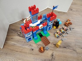 LEGO DUPLO Big Royal Castle 10577  Knight Horse Sword Cannon 99.9% Complete