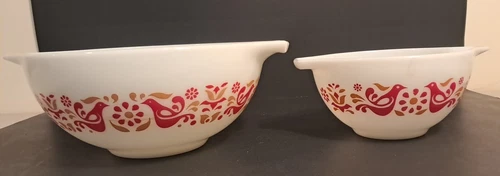 2 Vintage Pyrex Friendship Mixing Bowls 2.5 QT bowl #443 & 1.5 pint bowl #441