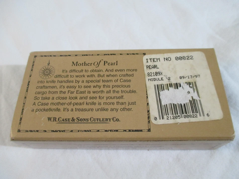 Case XX 1997 Mother of Pearl Mini Copperhead 82109 SS, Item 00822 - Image 3 of 4