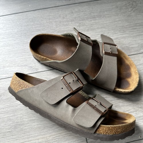 BIRKENSTOCK ARIZONA two stripes women slip on sandals/ taupe mocha / size 5.5 39