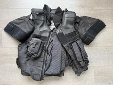 Used Tactical Vest PROTECH Plate Rack Armor Carrier XL Level III soft plates