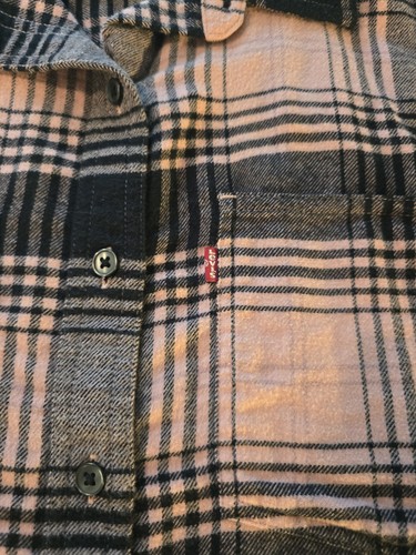 Camisa para mujer talla S Levi's corta de franela a cuadros con botones usada en excelente estado - Imagen 2 de 8