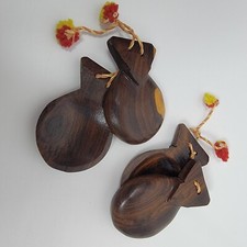 Mexico Wood Maracas Castanets Percussion Spanish Folk Flamenco Casta uelas D 2 "