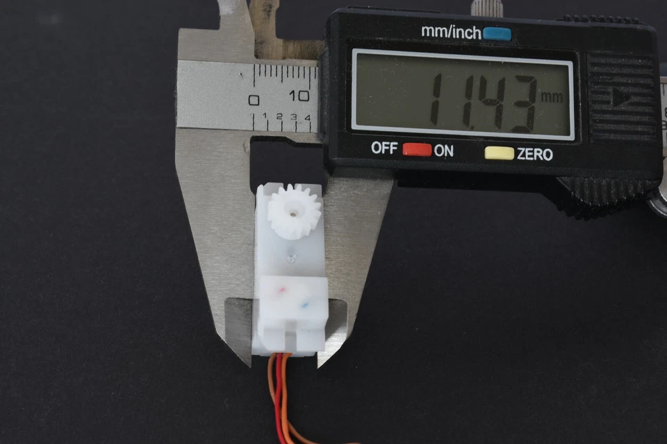 Neu Siku Control Antrieb Lenkservo Motor für LKW Volvo 6731 Ersatzteil RC Umbau - Bild 3 von 4