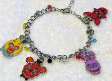 FIVE NIGHT'S AT FREDDY'S FNAF ENAMEL 4 CHARM AND BEAD SILVERTONE BRACELET