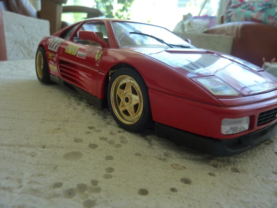 Burago 1991 Ferrari 348tb Evoluzione #177 Red Burago 1/18 Scale Made in Italy - Image 3 of 4
