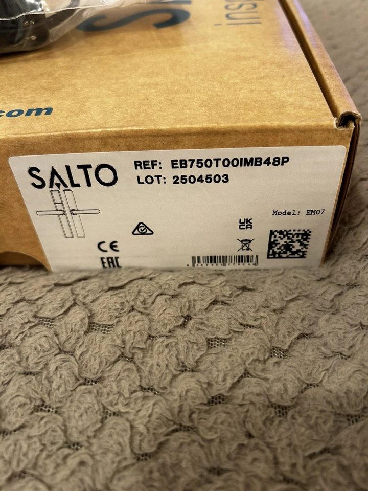 Salto Access Entry Door Handle XS4 One EB750T00IMB48P Silver With Extras - Image 4 of 4