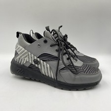 Heelys Force Shoes Youth Size 5 Gray Black Roller Skate Sneakers HE101567