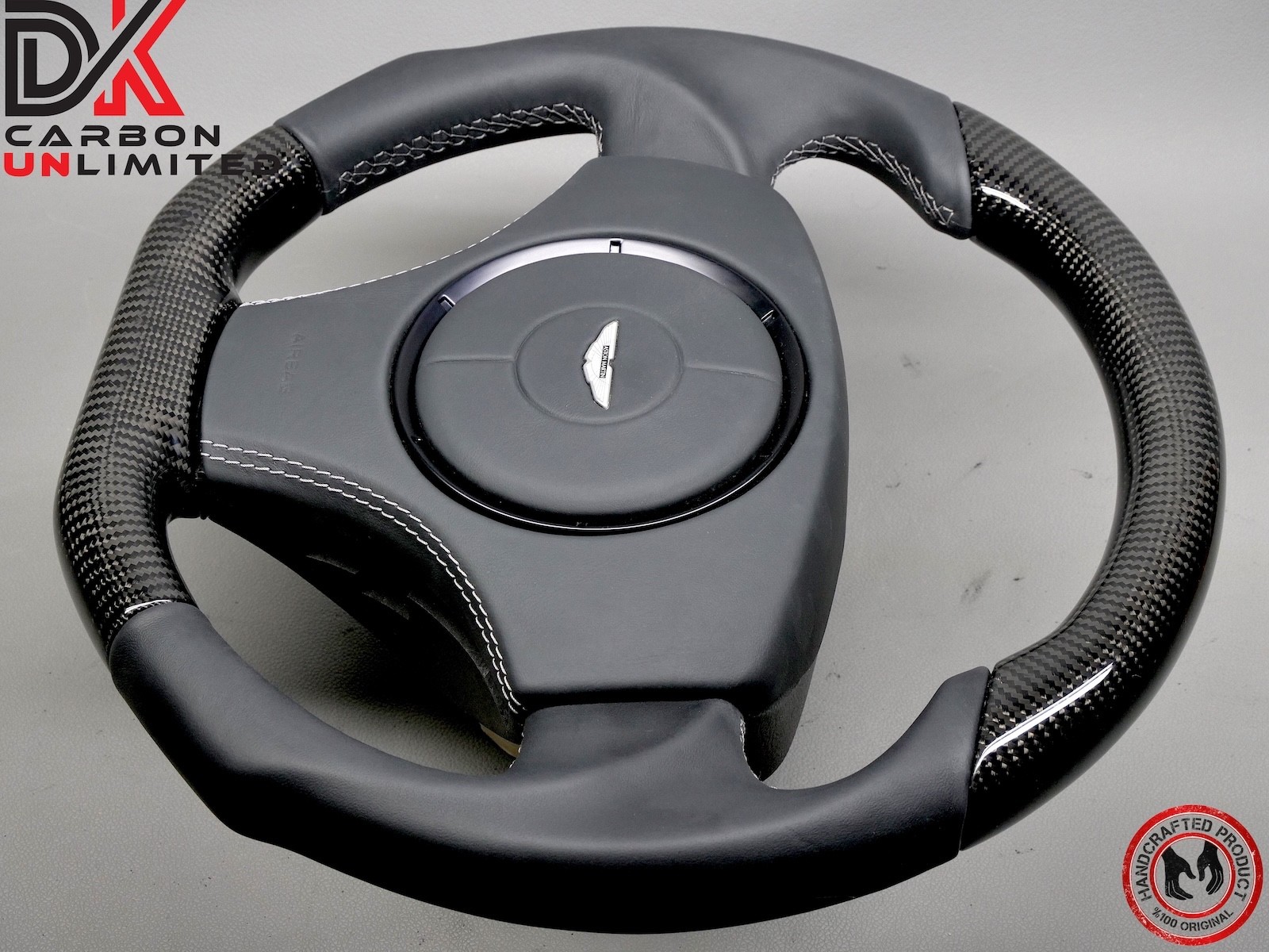 Aston Martin Vantage Vantage Steering wheel Gray