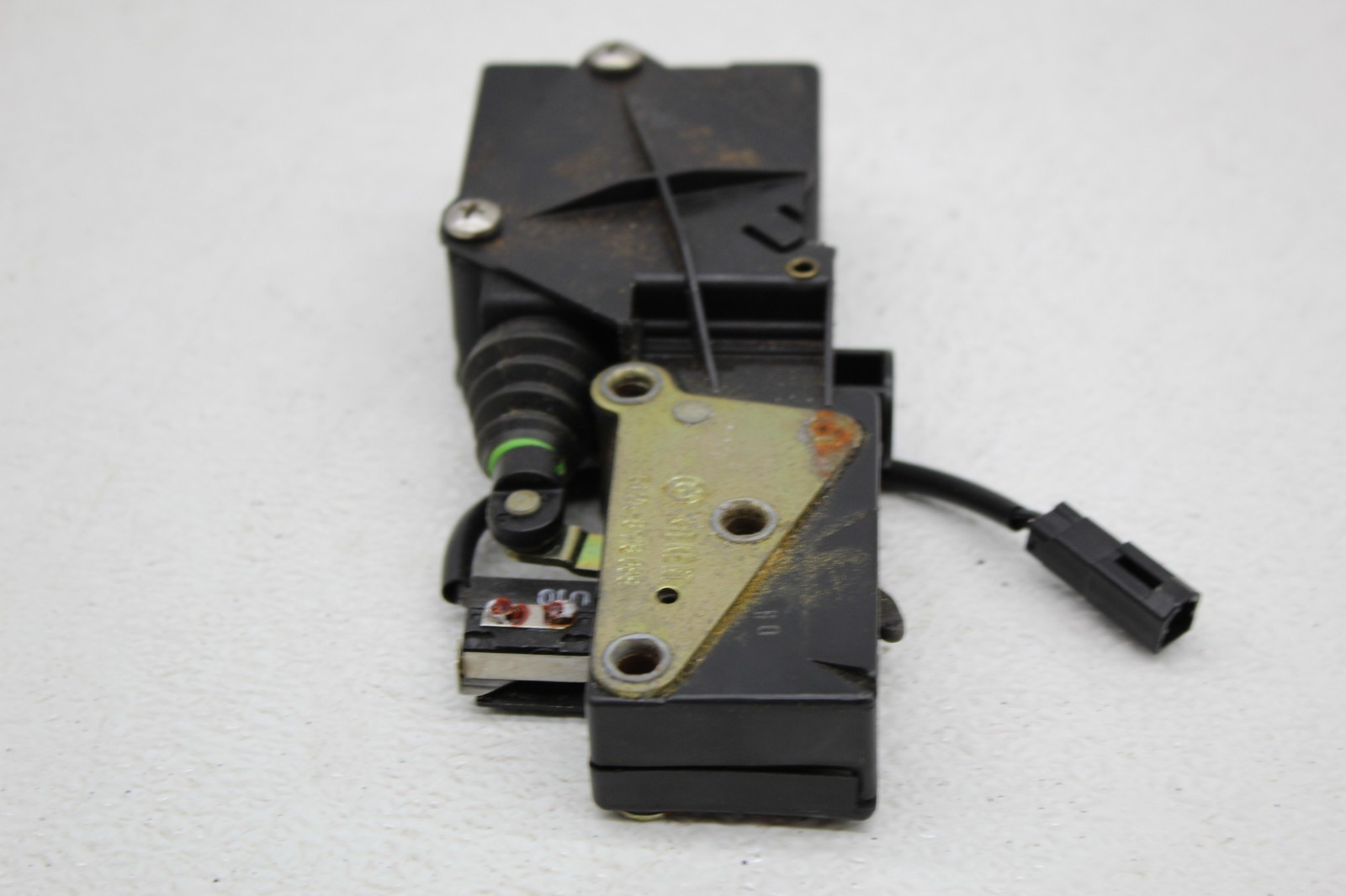99-01 FERRARI 456 M TAIL GATE TRUNK LOCK ACTUATOR MODULE