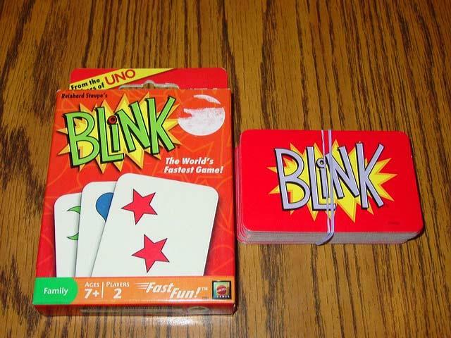 Mattel Games 2009 : Blink - Family Card Game - From the makers of UNO-image