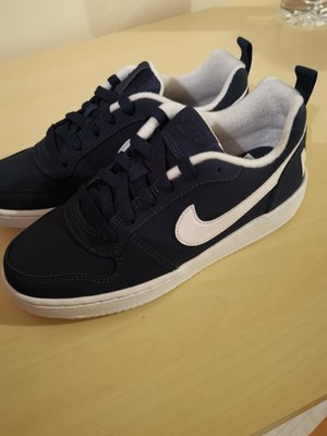 navy trainers size 4