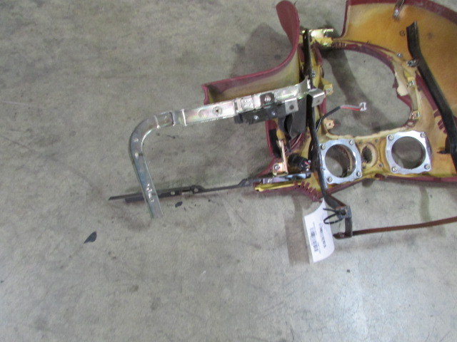 Maserati Coupe, Dashboard Assembly, Lower Section, Bordeaux, Used, P/N 66773225