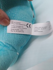 USED Fingerlings HUGS Nikki (Blue Glitter) Interactive Plush Narwhal WowWee