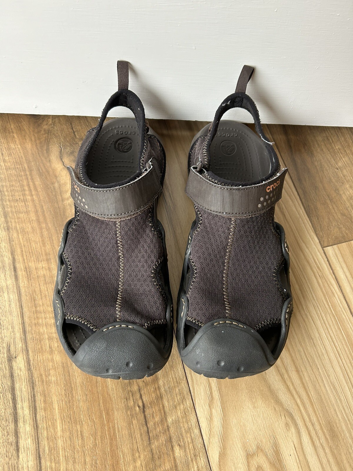 swiftwater mesh deck crocs