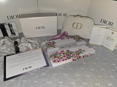 Dior Etui mit Dior Show Mascara 090 Noir/Schwarz 4ml, Jadore Minis und Geschenktüte
