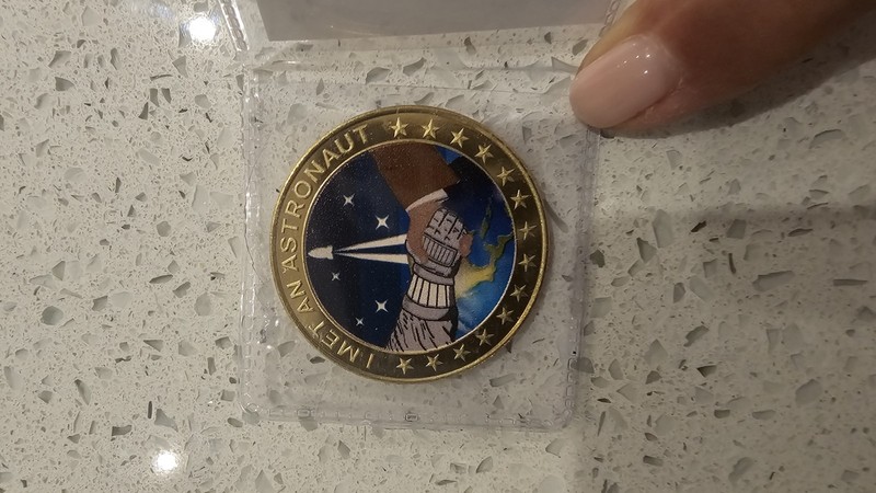 NASA The Highland Mint 39MM Solid Brass Commemoratibe Coin