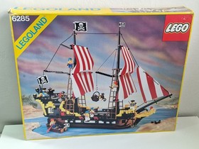 Lego vintage set Legoland Pirates 6285 Barracuda, with box and instructions