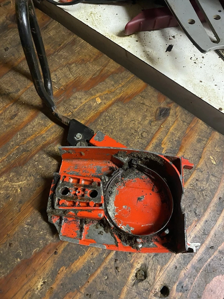 OEM Shindaiwa 415 Cubierta de embrague de motosierra / Conjunto de freno de cadena Envío gratuito Foto 2 de 2