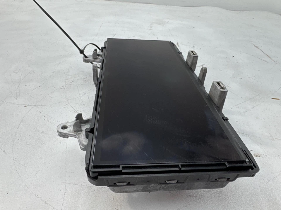 2019-2020 Mercedes W205 C300 Speedometer Instrument Cluster OEM - Image 4 of 4