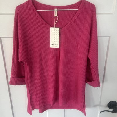 NWT Evaless Raspberry Scoop Neck Lightweight Oversized Textured 3/4 Sleeve Top