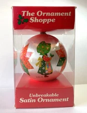 Vintage The Ornament Shoppe 1980 Holly Hobbie Unbreakable Satin Ball Ornament