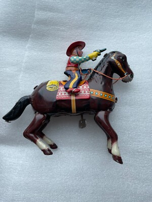 VINTAGE WESTERN HERO TIN WIND UP TOY JAPAN HAJI BOX COWBOY