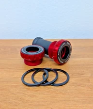 Rotor SABB2 Bottom Bracket - BSA 24mm- 68/73mm - Ceramic Bearing - Red - New