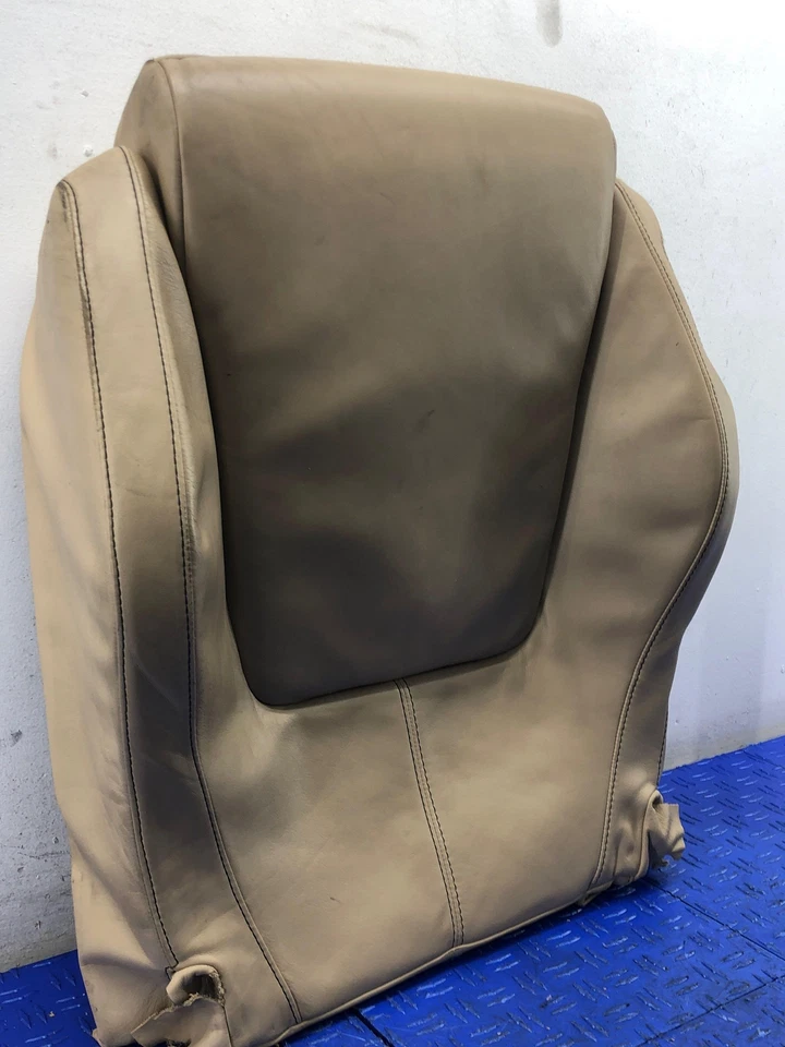 Aston Martin Vantage V8 2006-2018 cojín asiento inferior delantero izquierdo cuero beige Foto 4 de 4