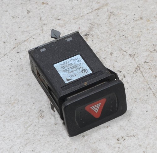 VW Golf 4 IV 1J Bj 97 Schalter Warnblinker 1J0953235 #97079-F277