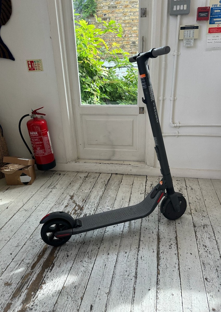 Segway Ninebot Kickscooter ES2 ナインボット Segway ninebot ES2