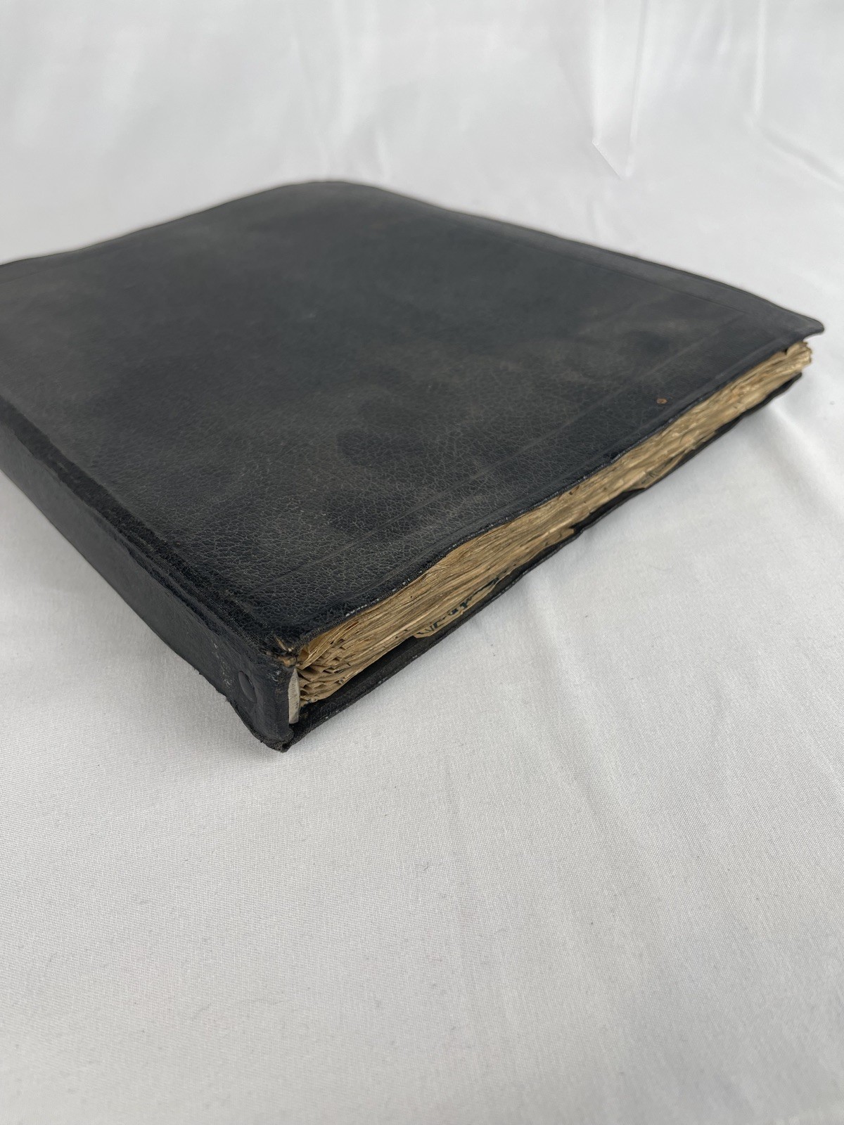 Handmade SHIRLEY TEMPLE 134 pg SCRAPBOOK NEWSPAPER MAGAZINE CLIPPINGS EPHEMERA