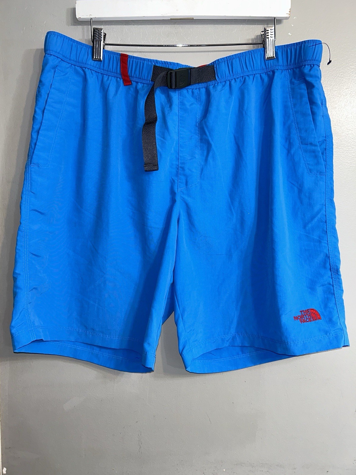 North Face Mens Class V Belted Shorts Size XL Comfort Outdoor Hiking